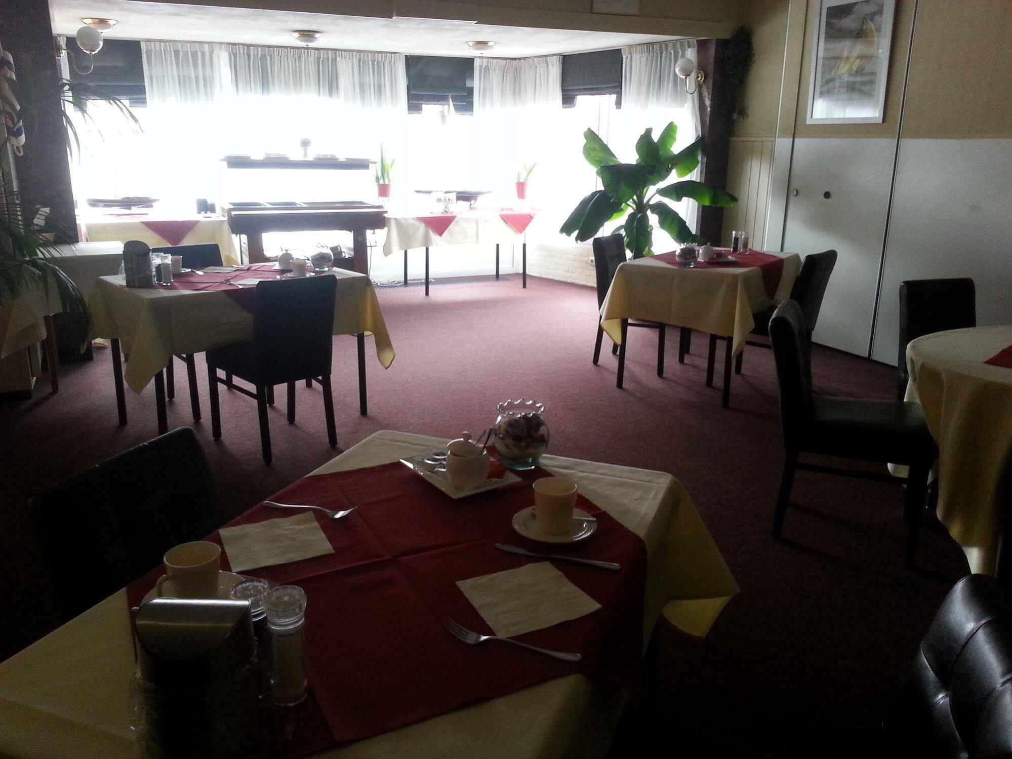 Oranje Hotel Sittard Extérieur photo